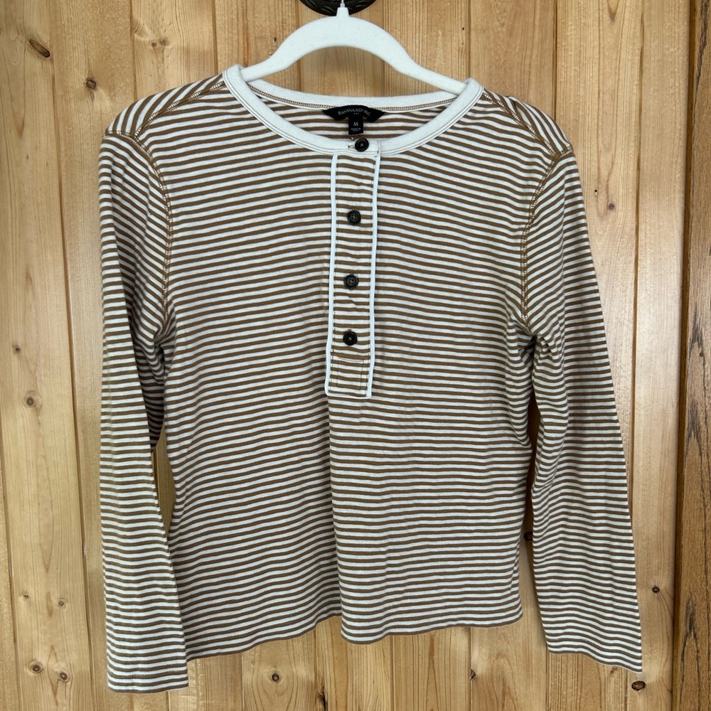 EUC BANANA REPUBLIC Brown & White Striped Long Sleeve Henley Tee Size Medium
